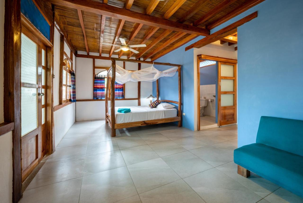Casa Del Sol Hostel Montanita Bagian luar foto