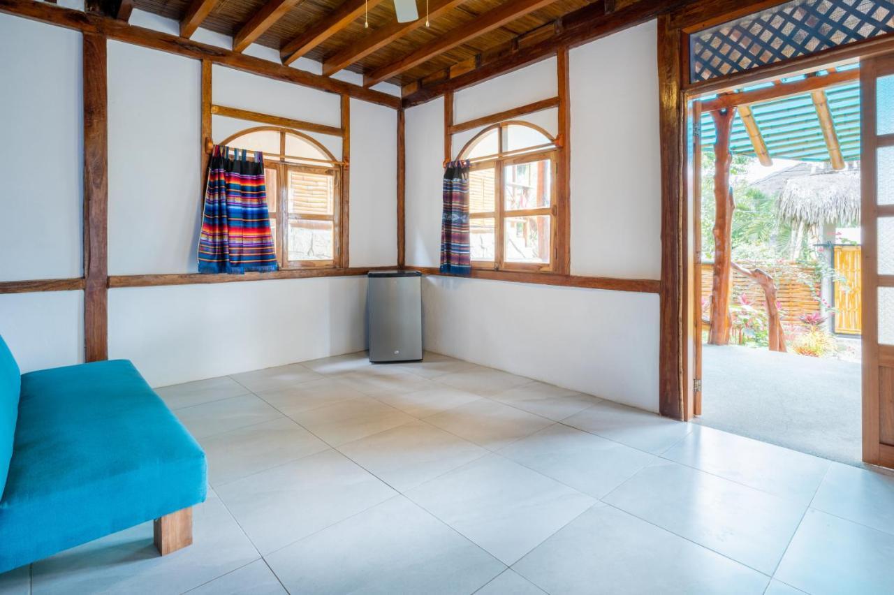 Casa Del Sol Hostel Montanita Bagian luar foto