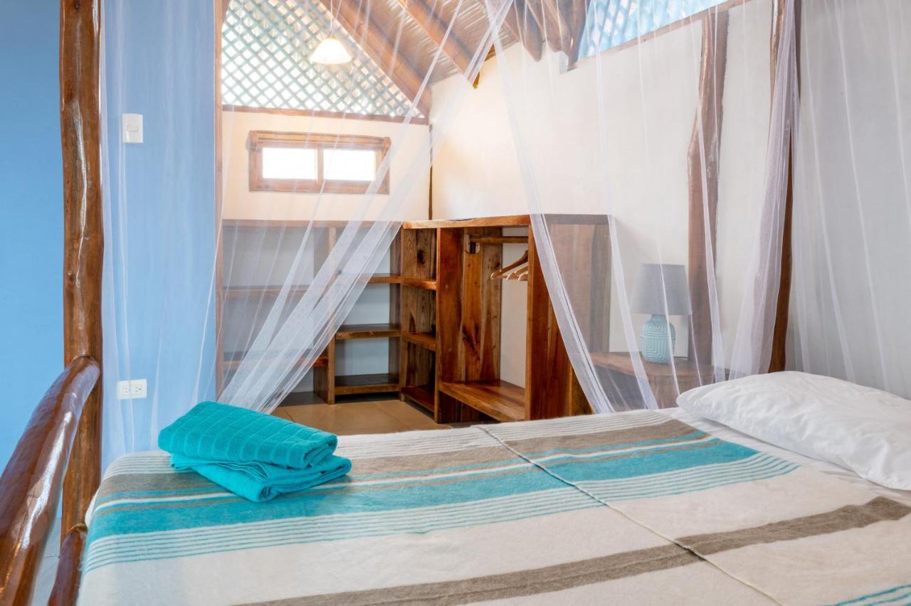 Casa Del Sol Hostel Montanita Bagian luar foto