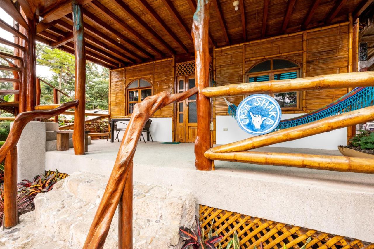 Casa Del Sol Hostel Montanita Bagian luar foto