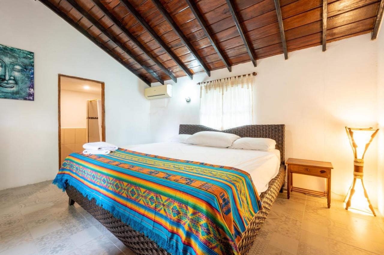 Casa Del Sol Hostel Montanita Bagian luar foto