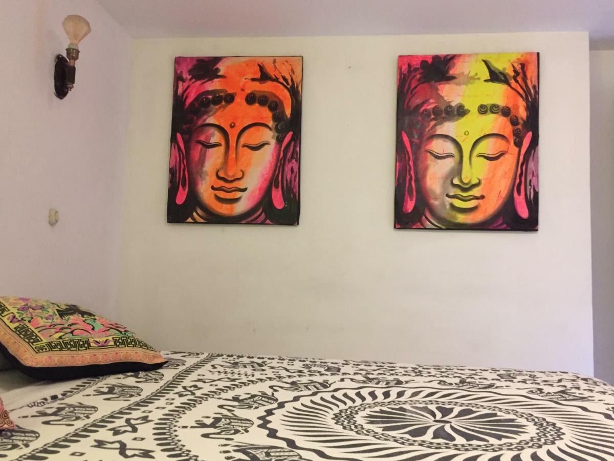 Casa Del Sol Hostel Montanita Bagian luar foto